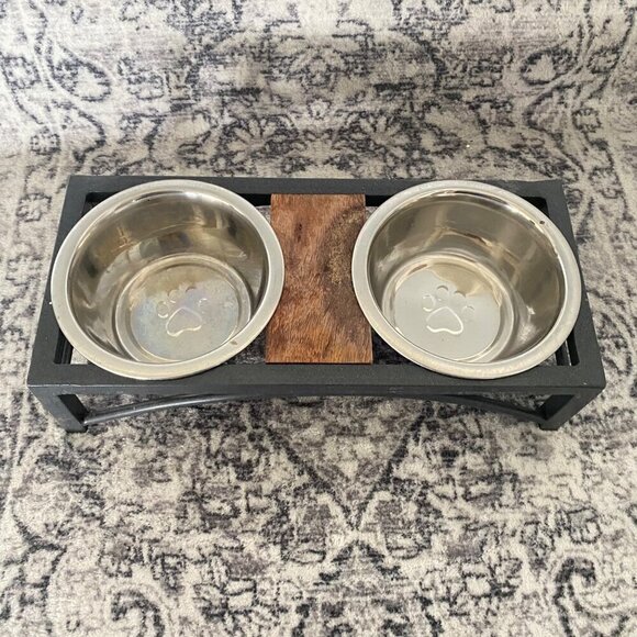 Puppy Bowls and stand, and Collar Bundle - Picture 3 of 6